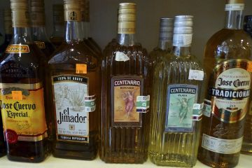 Mexican Police Shut Down Bar for Prison Inmates