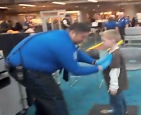 Feds Threaten to Ground Texas Airplanes if Anti-Groping Bill Becomes Law